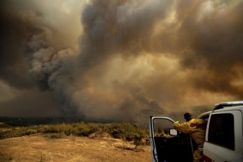 New wildfire erupts in Northern California