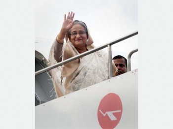 PM Hasina flies to Kathmandu