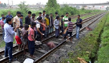 Man killed as train hits auto-rickshaw at Tejgaon