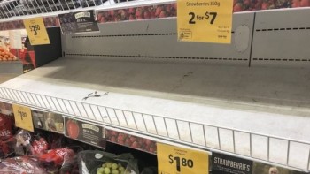 Apple and banana in Australia needle scares