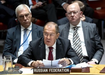 Via arms and trade, Russia plots long-term Syrian future