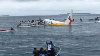 All passengers, crew survive Air Niugini plane overshoots runway in lagoon in Micronesia