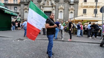 What's behind Italy's economic turbulence?