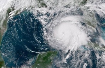 'Monstrous' Hurricane Michael strengthens