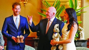 Royal couple given their first baby gift