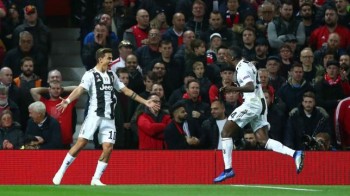 Juve take charge of group with win at Man Utd