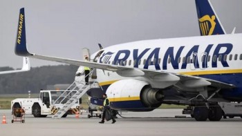 France impounds Ryanair plane on tarmac before take-off