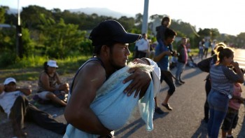 Migrant caravan moves to western Mexico city of Guadalajara