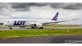 Polish carrier LOT ask passengers to help pay for the repair hydraulic problem