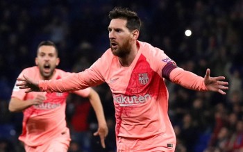 Messi nets twice as Barca thrash Espanyol