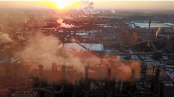 Residents of Russian city protest 'black sky' air pollution
