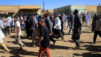 Sudan worshippers turn on imam amid unrest