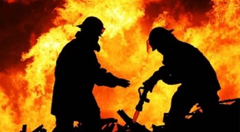 Man suffers burn injuries in Bangabazar fire