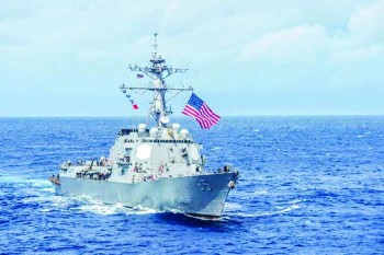 US pass through Taiwan Strait amid China tensions