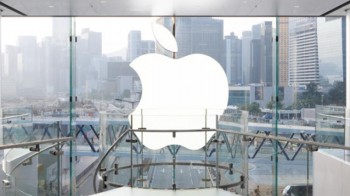 Apple services business grows