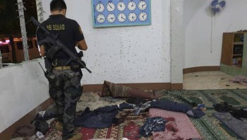 Grenade thrown into Philippine mosque kills 2 Islam teachers