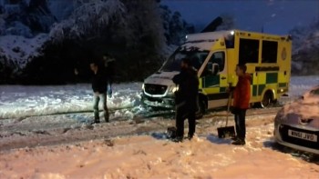 UK travellers hit by more snow and ice delays