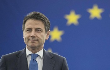 Italy slams EU for lack of solidarity, but faulted for same