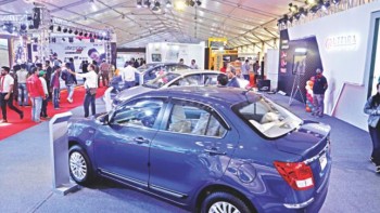 Indian carmakers ride on boom of Bangladesh