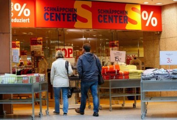 German consumer morale slips despite vibrant job market