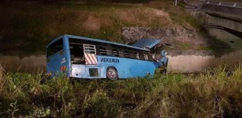 Six Bangladeshis among 10 killed in Malaysia road accident