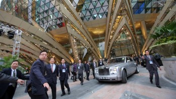 Asia’s billionaires develop taste for boutique wealth managers