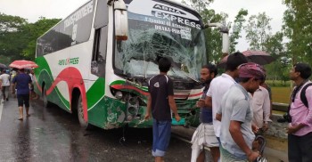 Sirajganj road crash claims 8 lives