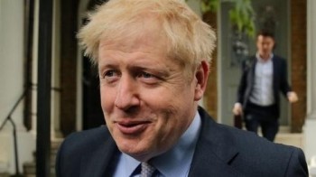 Boris Johnson launches UK leadership bid as MPs warn on BrexitLondon, June