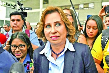 Sandra takes lead in Guatemala presidential vote