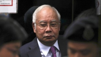 Judge postpones 2nd corruption trial of Malaysia's former PM