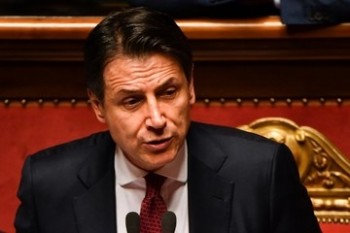 Italy PM says to resign as political crisis comes to a head