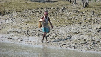 Fishermen decry Sundarbans fishing ban