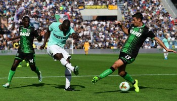 Inter keep pace with Juve, Pioli held on AC Milan debut