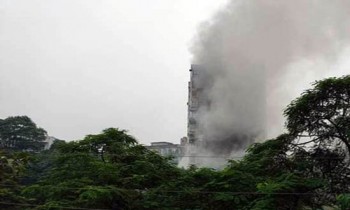Woman killed in Dhanmondi building fire