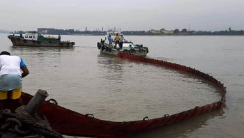 Ecological backlash feared as huge oil spills into Karnaphuli