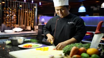 Amari brings Chef Nong for upcoming Thai food festival