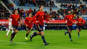 Superb Spain destroy Malta 7-0 to win group