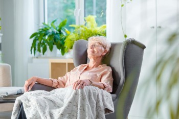 Short sleep may harm bone health in older women