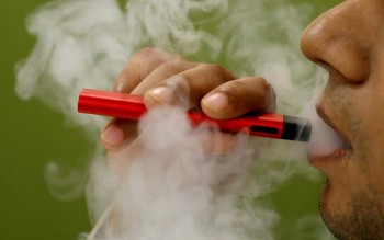 Vaping increases risk of lung disease by a third: U.S. study