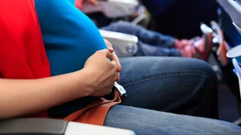 Pregnant women can reduce their blood clot risk on flights