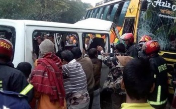 3 killed in bus-microbus collision