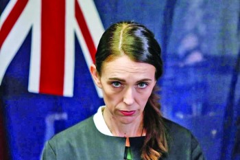 NZ extends ban on China arrivals