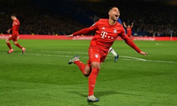 Gnabry stars as Bayern rock Chelsea