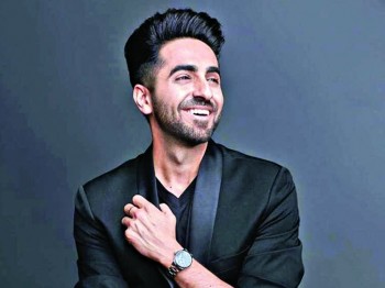 Lata returns Ayushmann's compliment