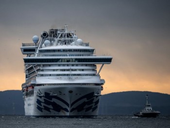 Canada to buying residents on coronavirus-hit cruise ship in U.S.