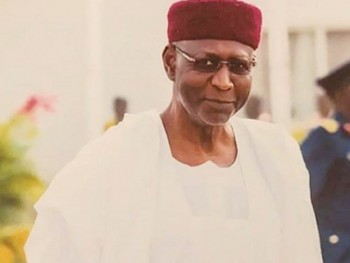 Top aide of Nigerian president dies of Covid-19