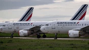 Air France 'must cut domestic flights to get aid'