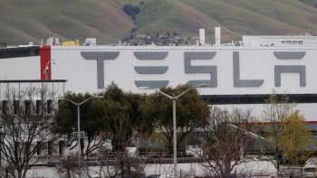 Tesla ordered to keep main US plant closed