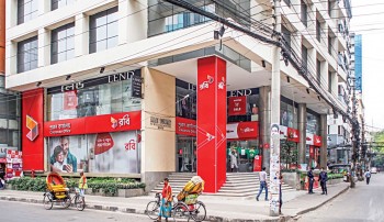 Robi lets rip at the ongoing price war