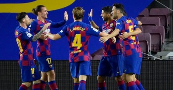 Barcelona keep title race alive because they relegate rivals Espanyol